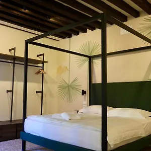 Apartahotel Qn